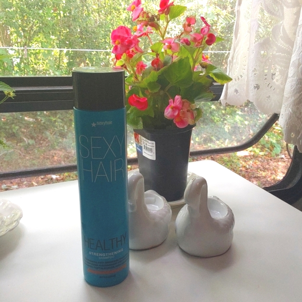 Sexy Hair Healthy Strengthening Shampoo